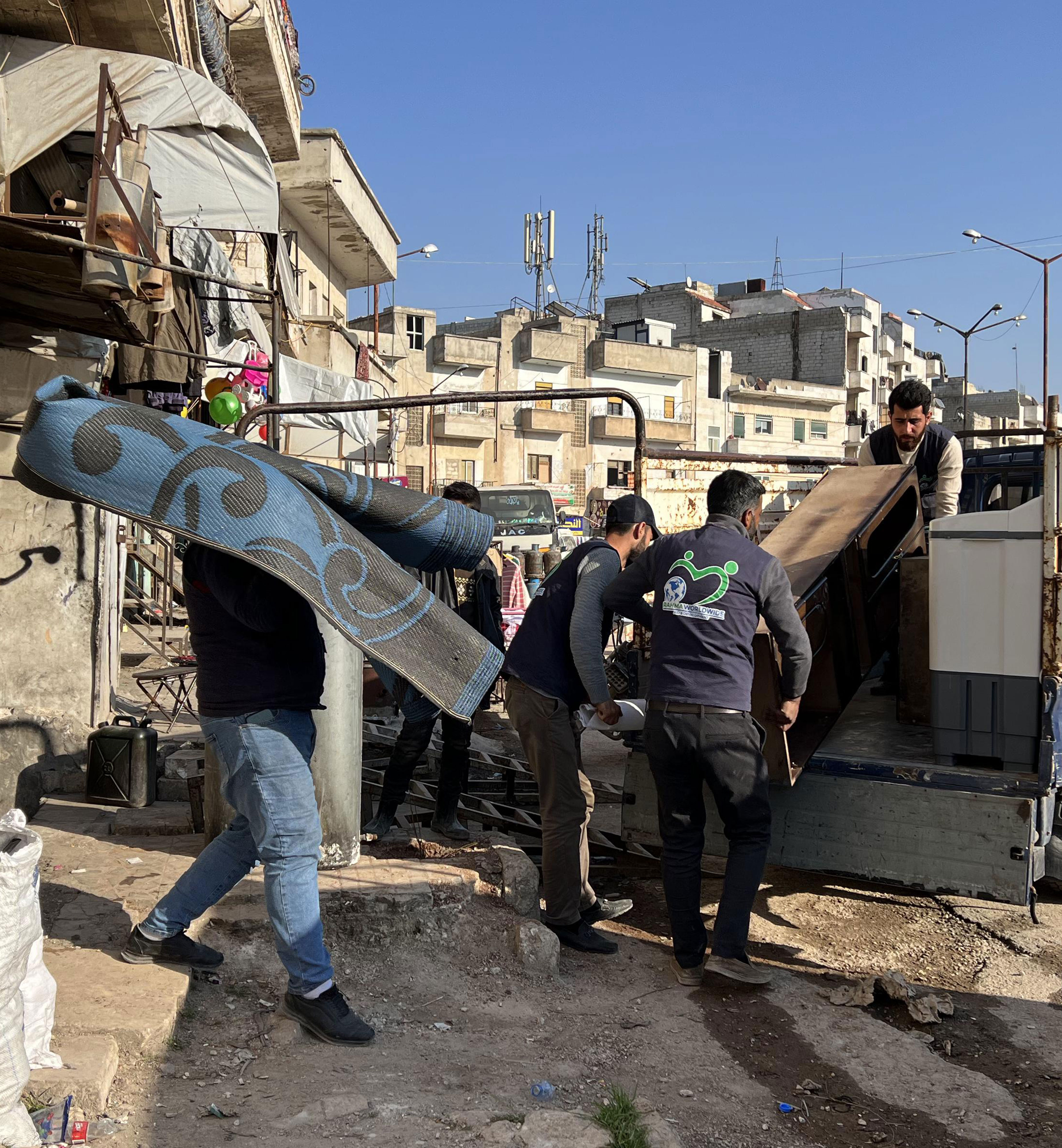 Earthquake Displaces